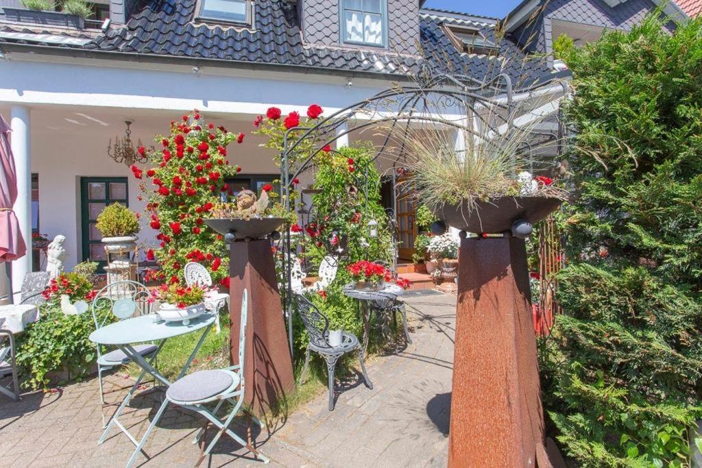 Cafesahne U Pension Dranske Kültér fotó